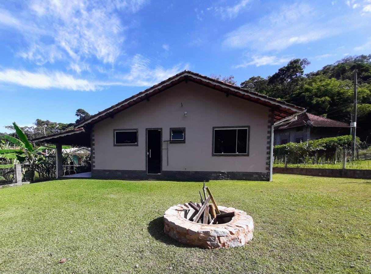Casa Rosa Lumiar, Cachoeira Particular E Fazendinha Εξωτερικό φωτογραφία